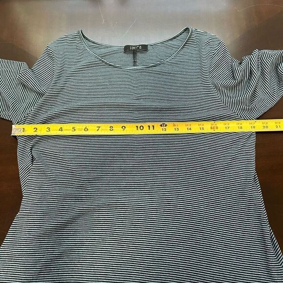 Comfy USA Blue Micro Striped Long Sleeve Asymmetrical Rayon Top Size L - Picture 9 of 13